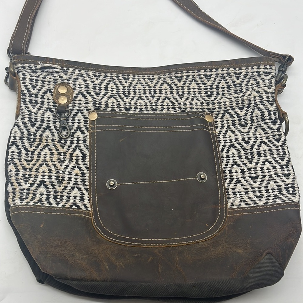 Myra bag Crossbody Brown Black White Pattern. MRB1950